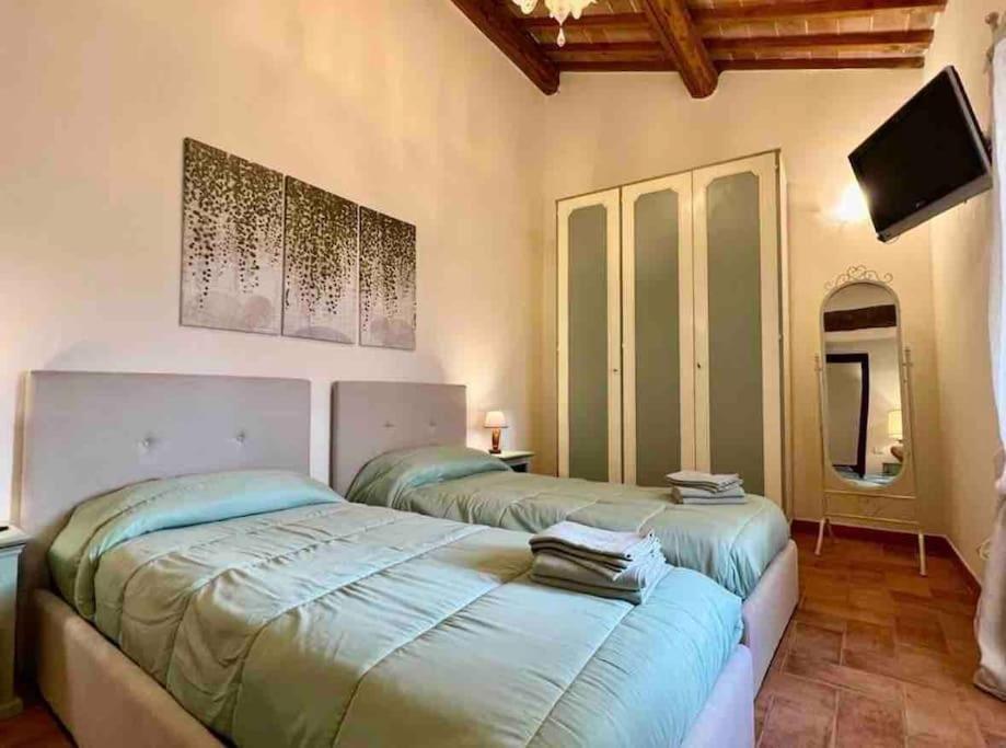 Apartamento La Casina Di Nada Massa Martana Exterior foto